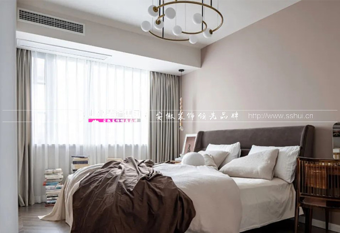 新(xīn)房(fáng)卧室窗簾顔色如(rú)何搭配更好(hǎo)(hǎo)